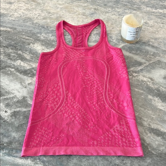 Lululemon Pink Racerback Tank Top Size 4 - Picture 1 of 5